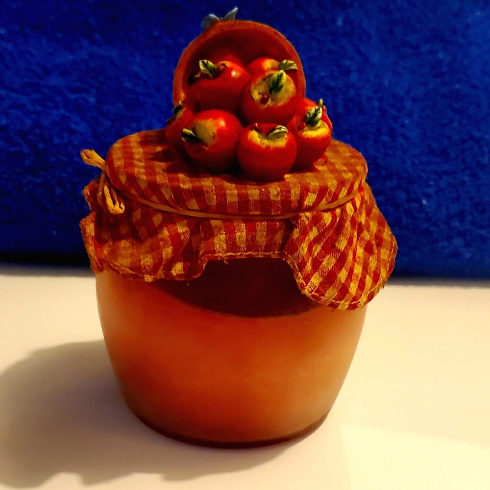🍎 Apple decorative & scented candle